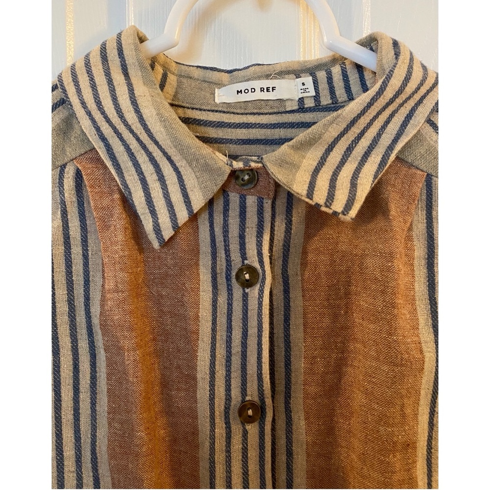 Button down short sleeve shirt